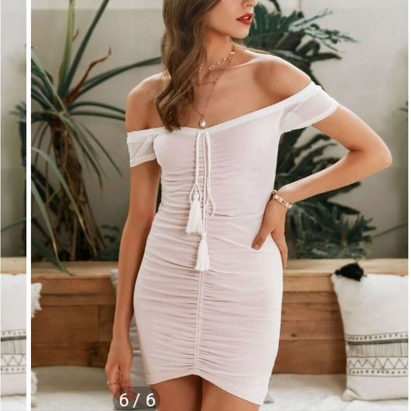 💰3/$30Bodycon rouched blush dress - Picture 2 of 8